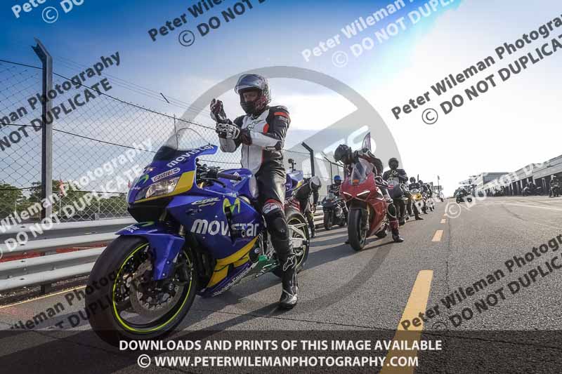 donington no limits trackday;donington park photographs;donington trackday photographs;no limits trackdays;peter wileman photography;trackday digital images;trackday photos